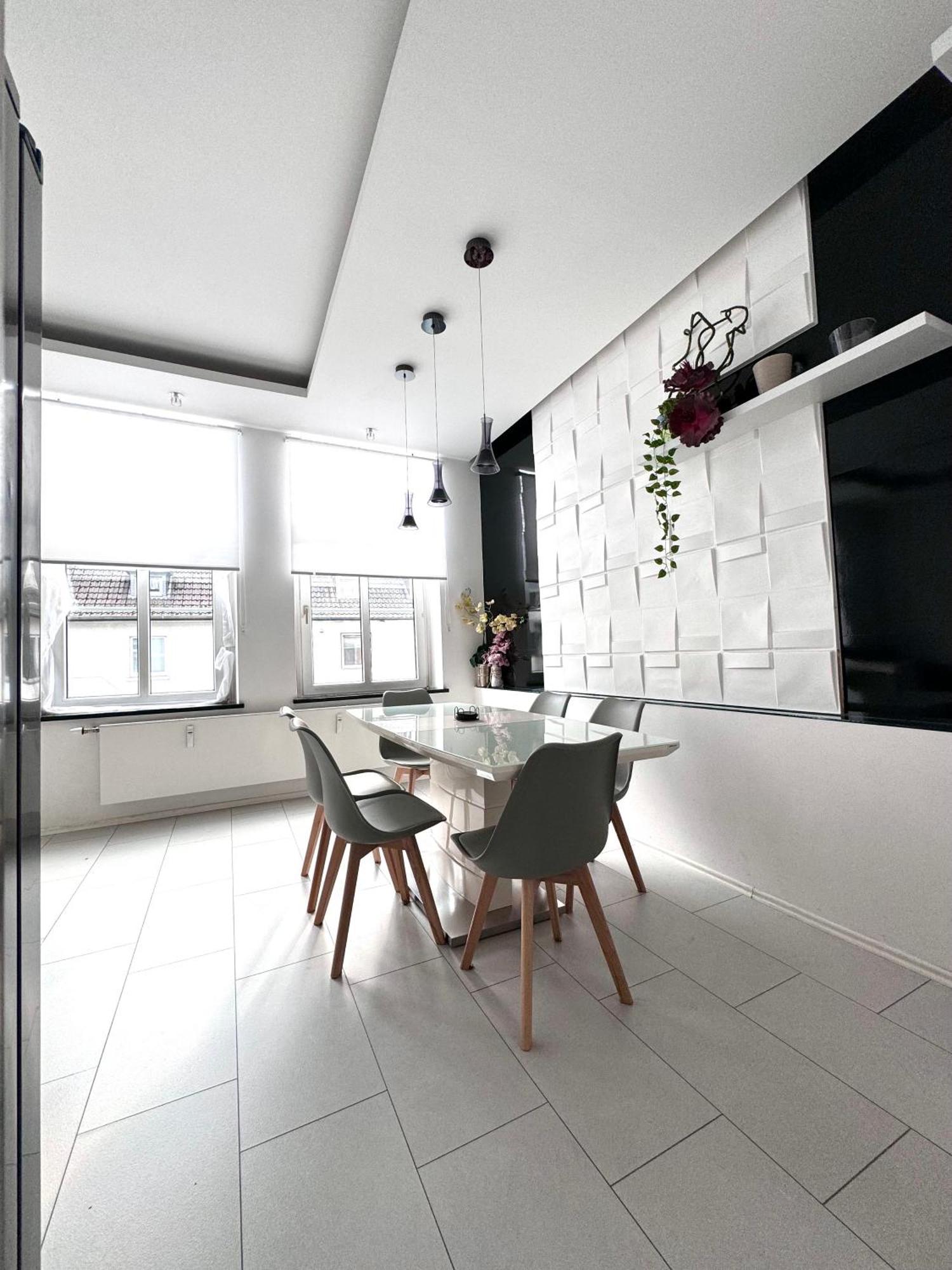 Moderne & Rustikale Monteurwohnung Im Zentrum Eitorf Eksteriør billede